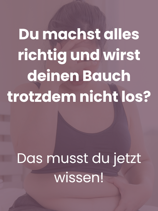 Frau mit Bauchfett blickt traurig und frustriert auf ihren Bauch